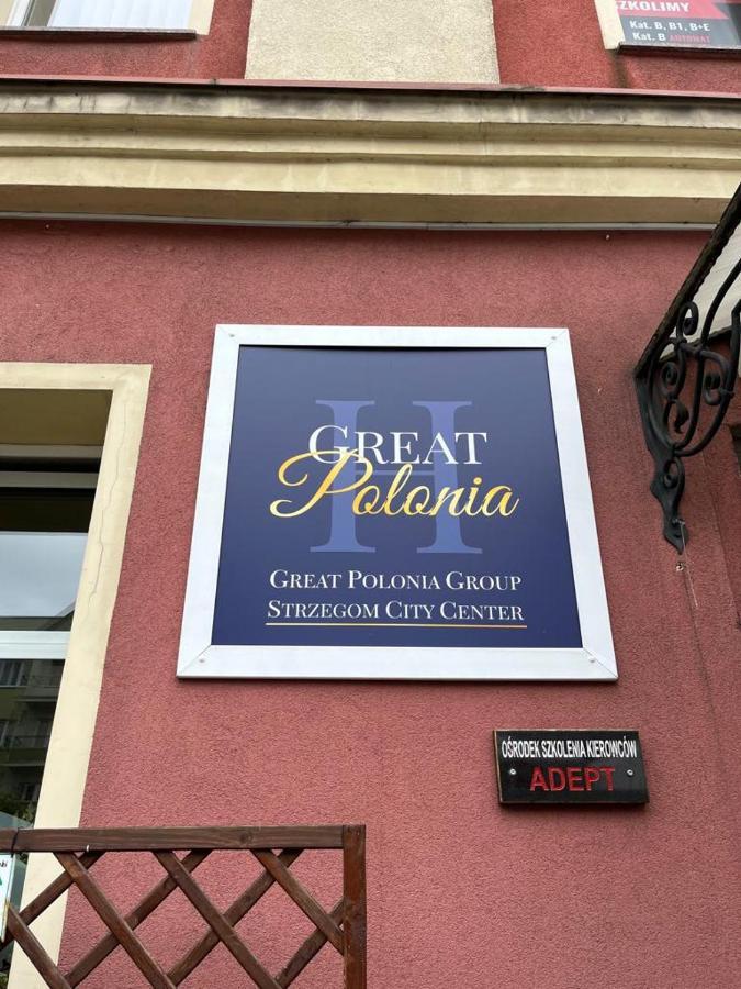 Great Polonia Strzegom City Center Exteriör bild